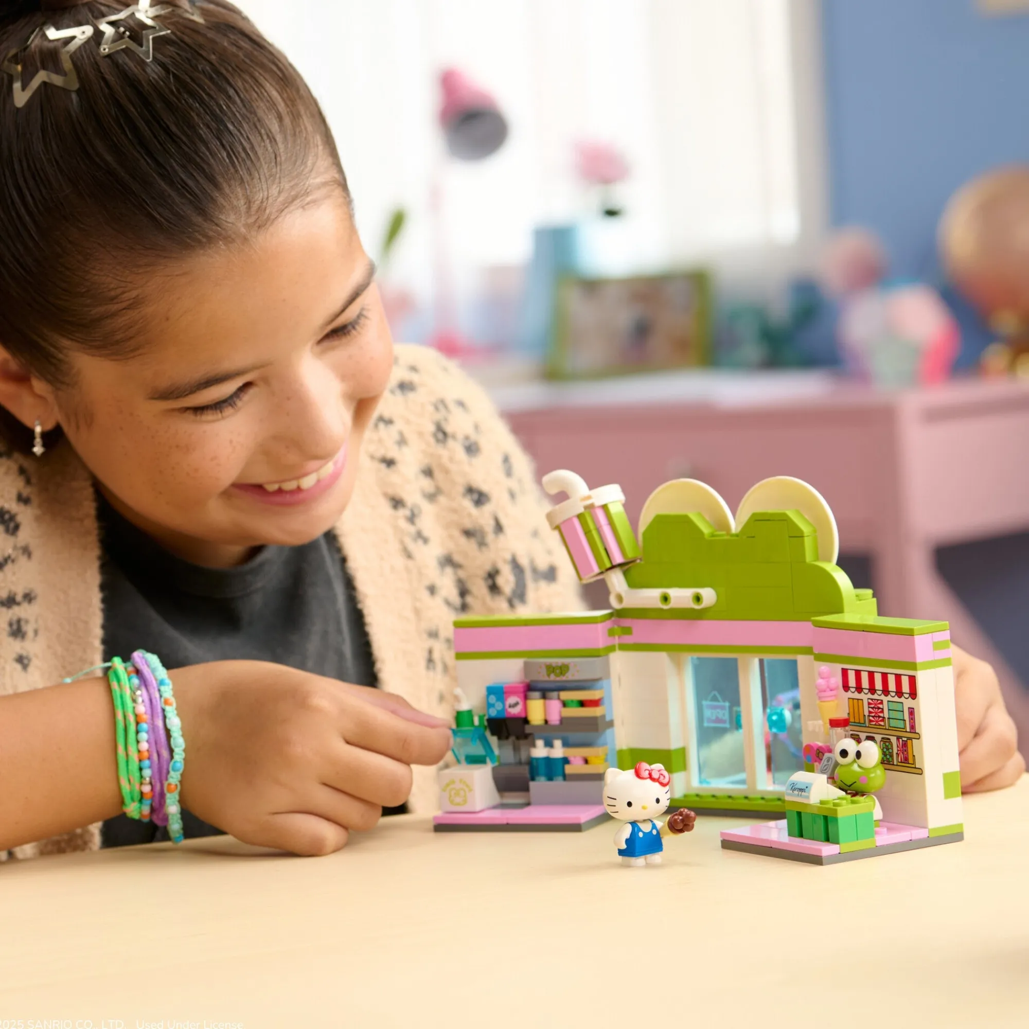 Jazwares Hello Kitty and Friends BLDR Building Set (Keroppi Mart)