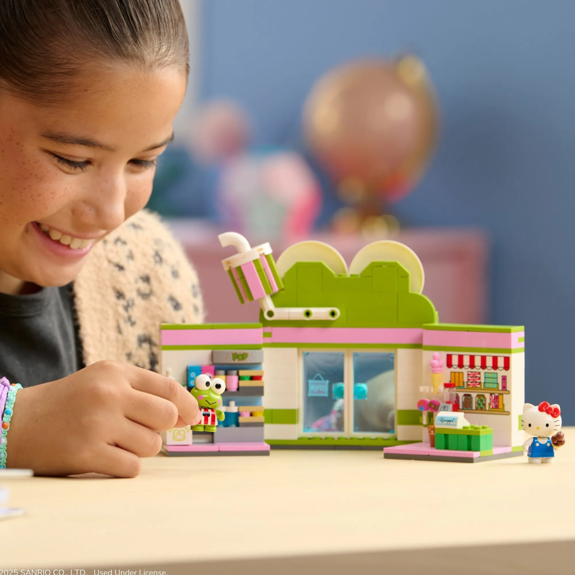 Jazwares Hello Kitty and Friends BLDR Building Set (Keroppi Mart)
