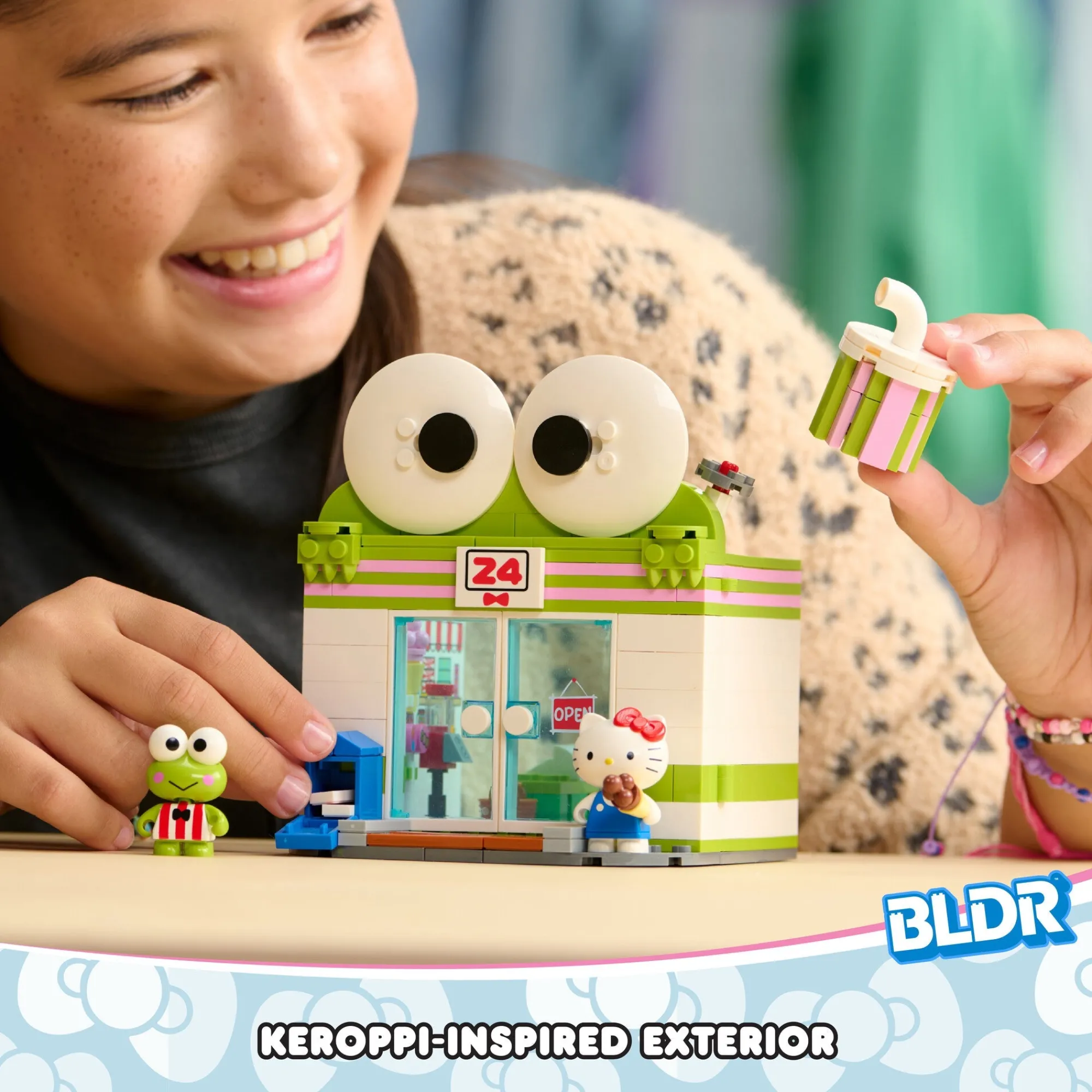 Jazwares Hello Kitty and Friends BLDR Building Set (Keroppi Mart)