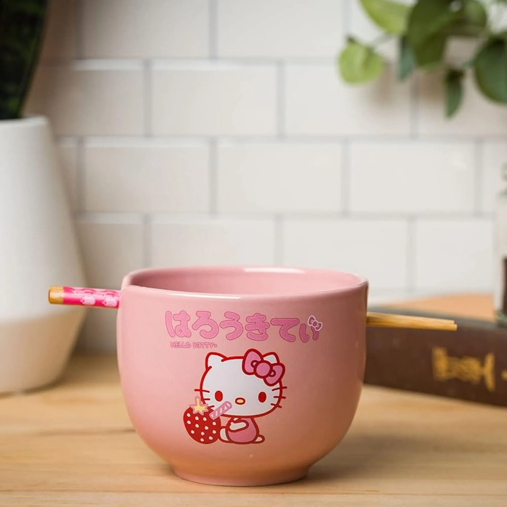 Silver Buffalo LLC Hello Kitty Ceramic Ramen Bowl and Chopstick Set (Strawberry Milk)