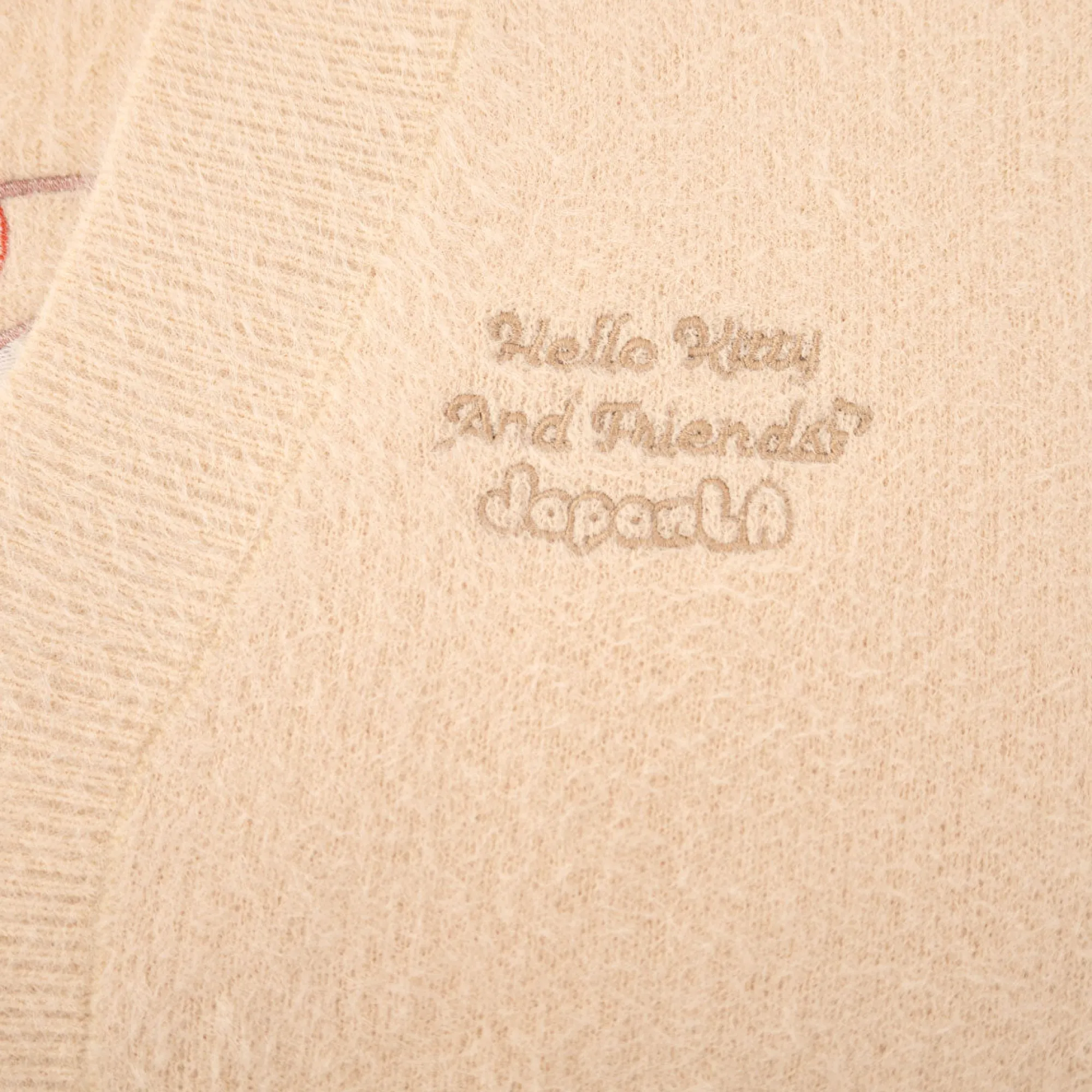 JAPANLA Hello Kitty Cozy Kuma Cardigan