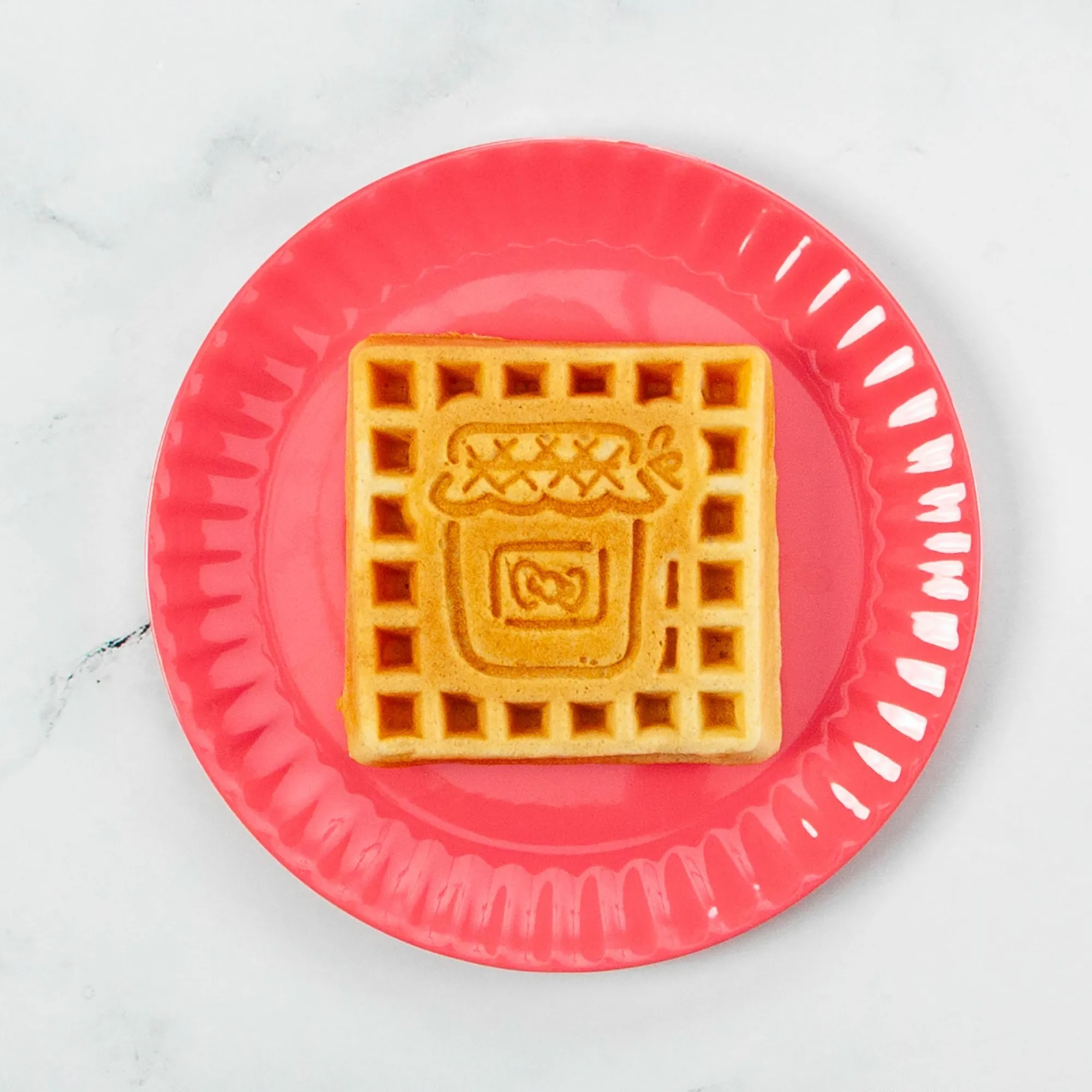 Uncanny Brands Wholesale Hello Kitty Deluxe Waffle Maker (Red)