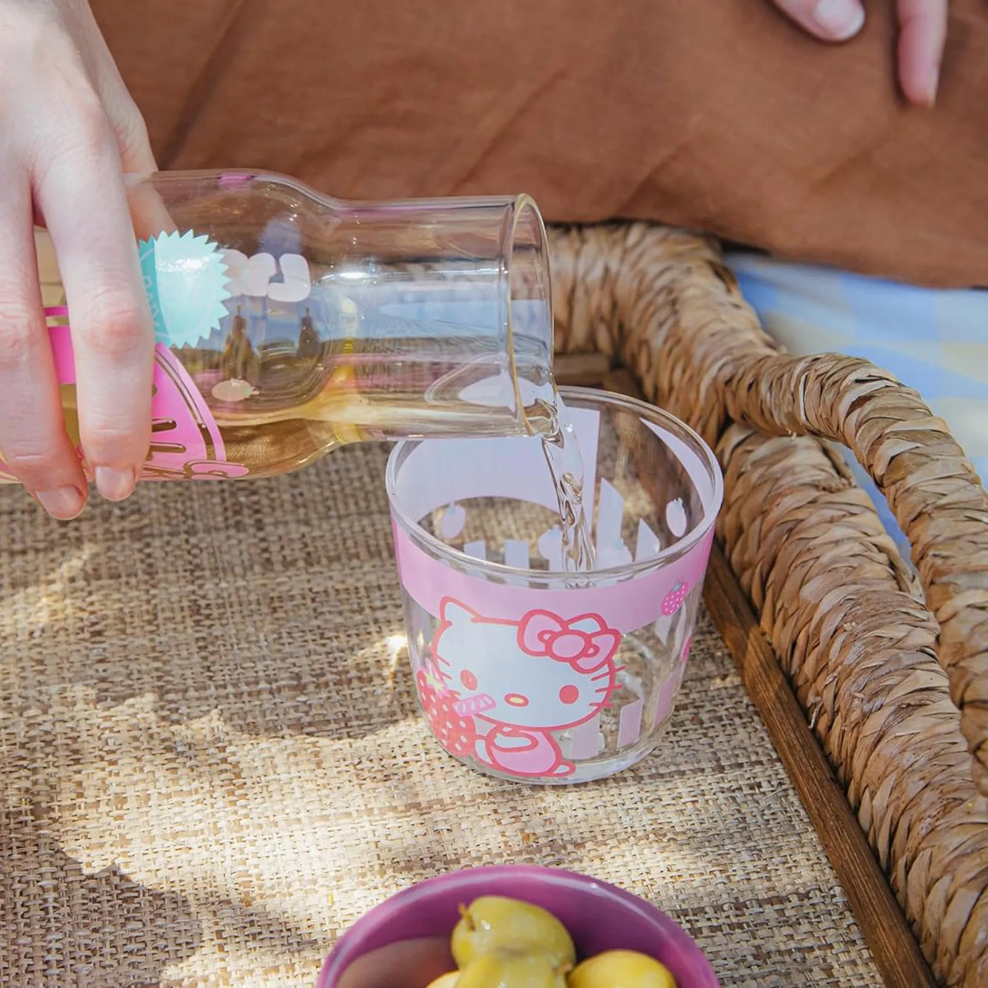 Silver Buffalo Hello Kitty Glass Carafe and Cup Set (Strawberry Milk)