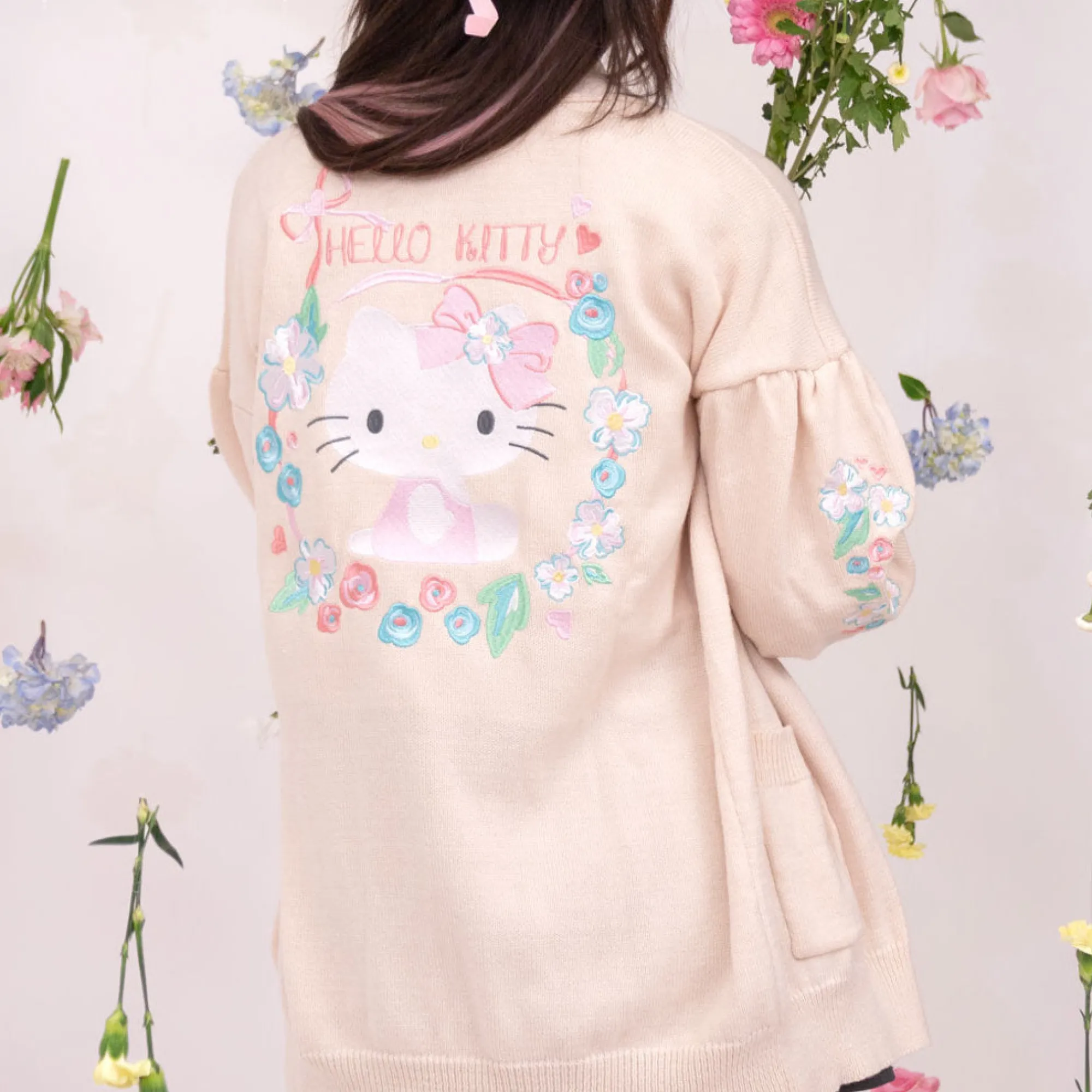 JapanLA Hello Kitty Floral Cardigan