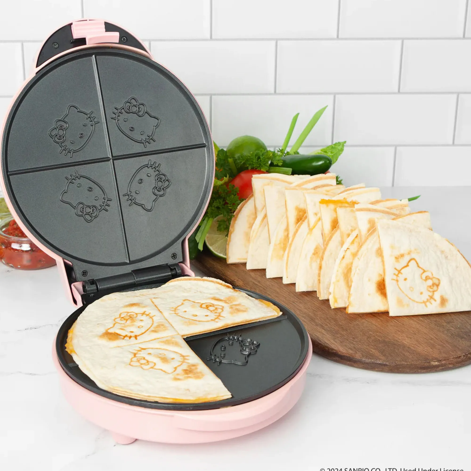 Uncanny Brands LLC Hello Kitty Quesadilla Maker
