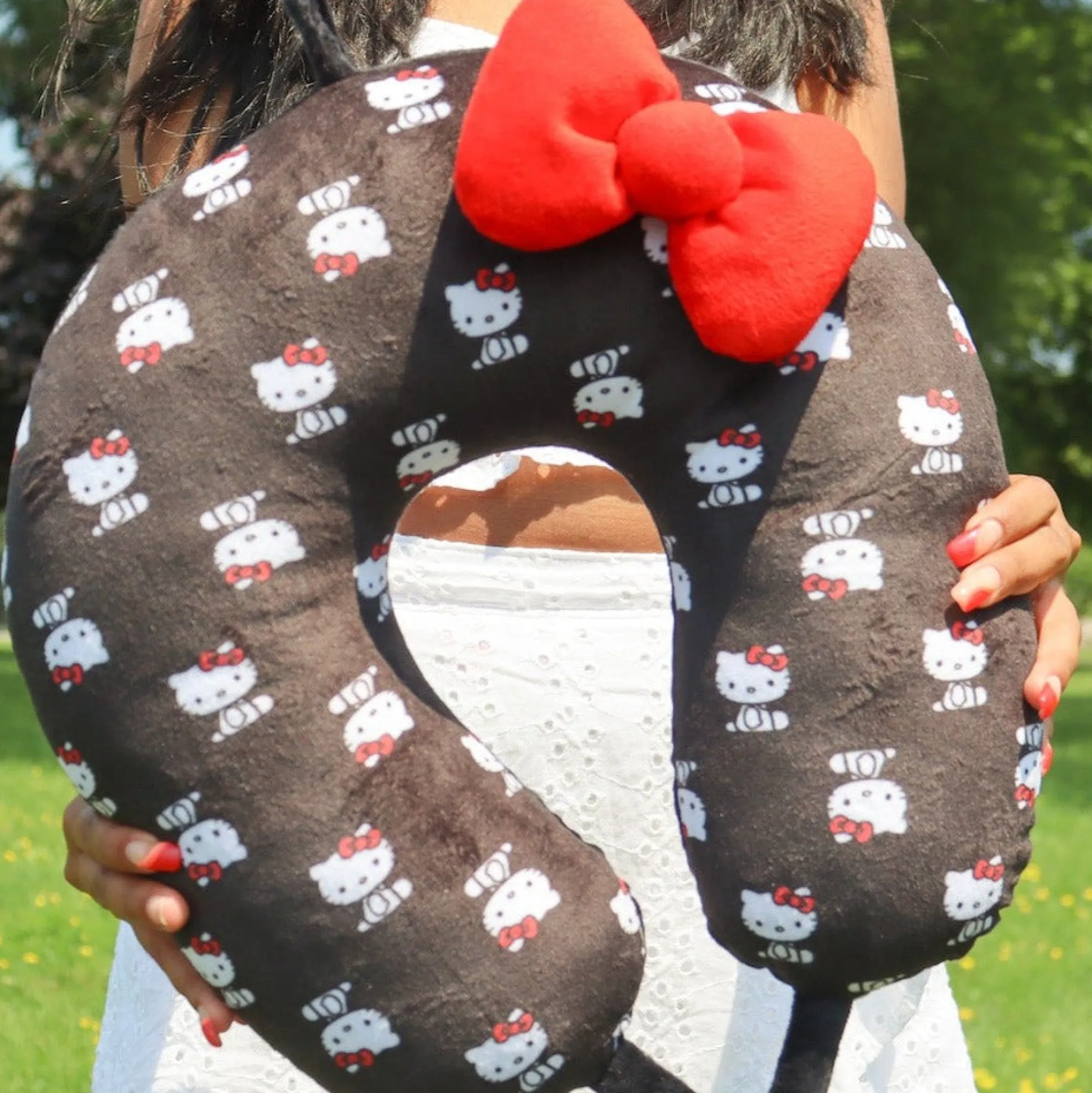 Ful Luggage Hello Kitty x FUL Neck Pillow