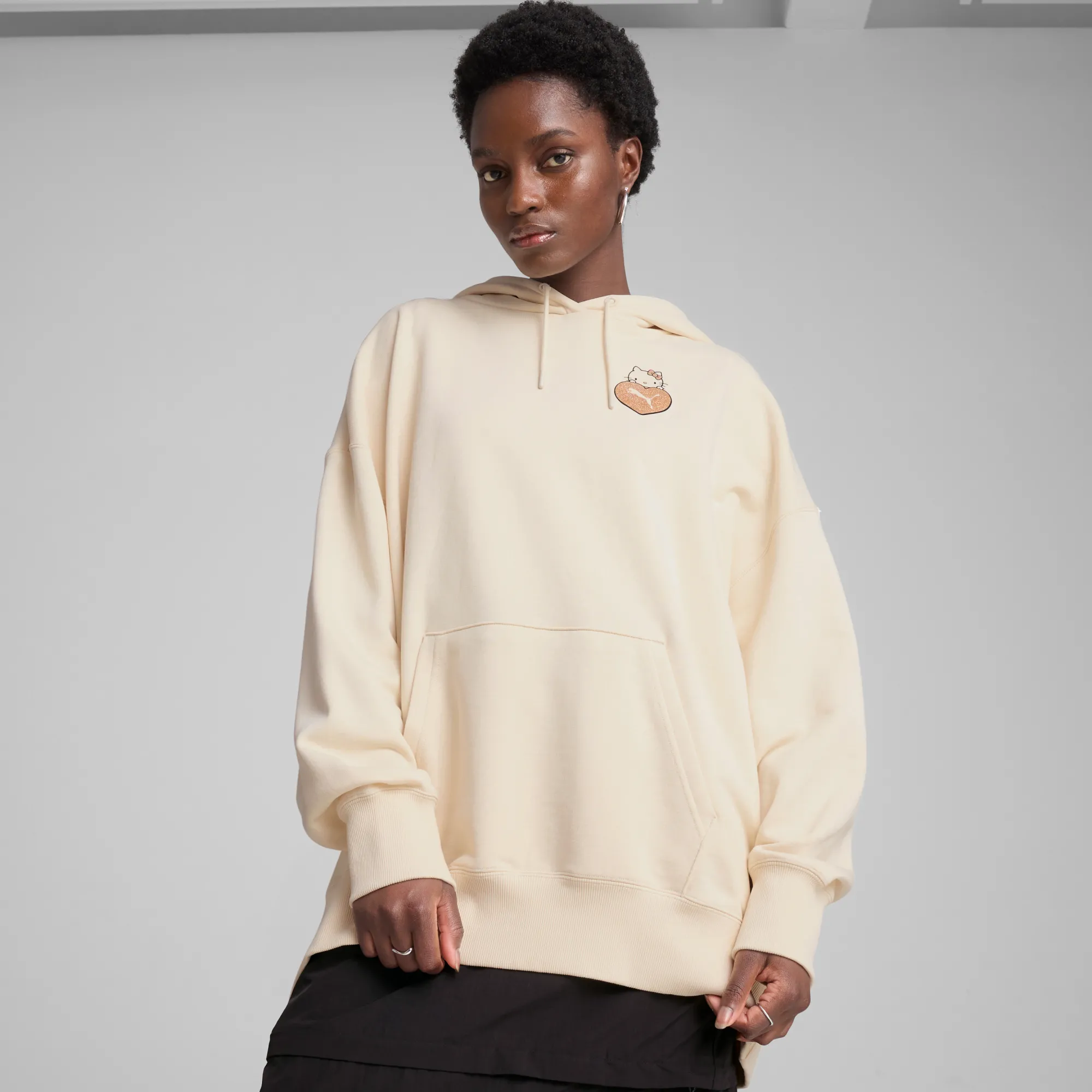 PUMA Hello Kitty x Graphic Oversized Hoodie