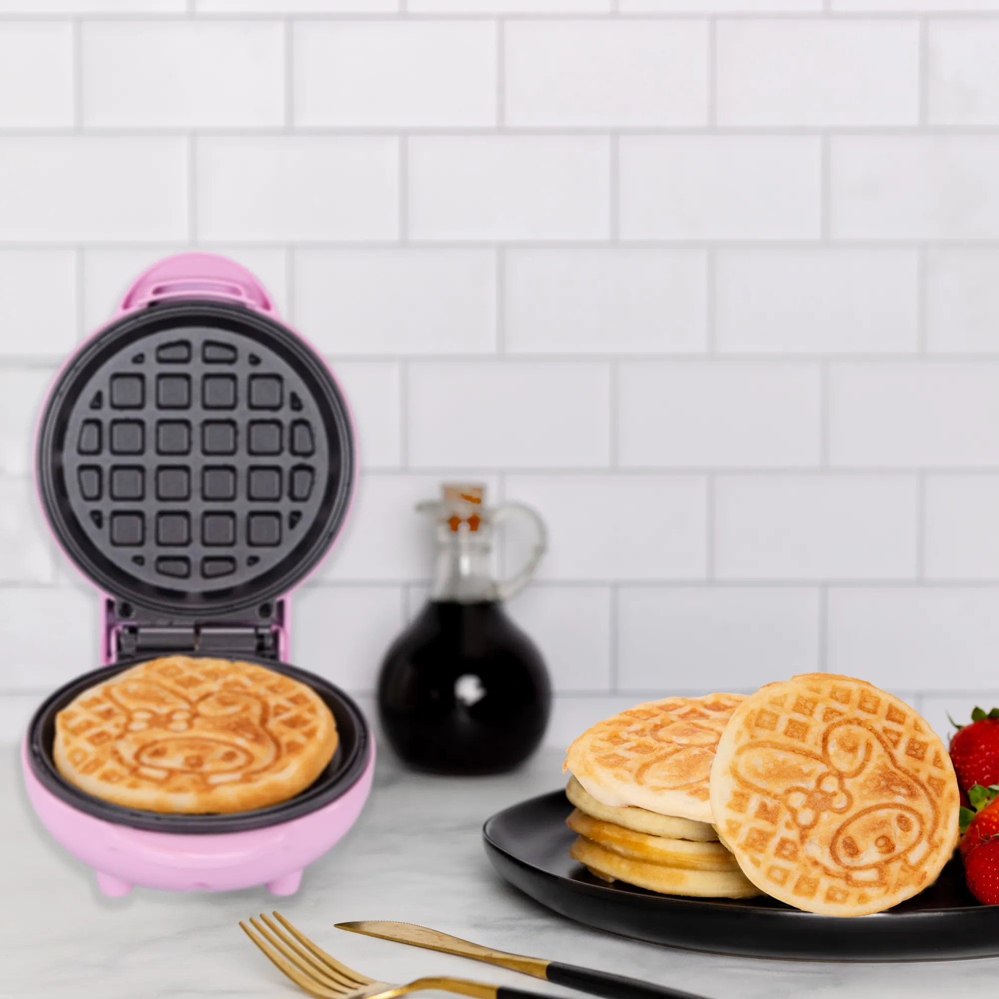 Uncanny Brands Wholesale My Melody Mini Waffle Maker